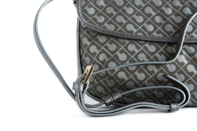 Bolsa Crossbody mediana GHB0119